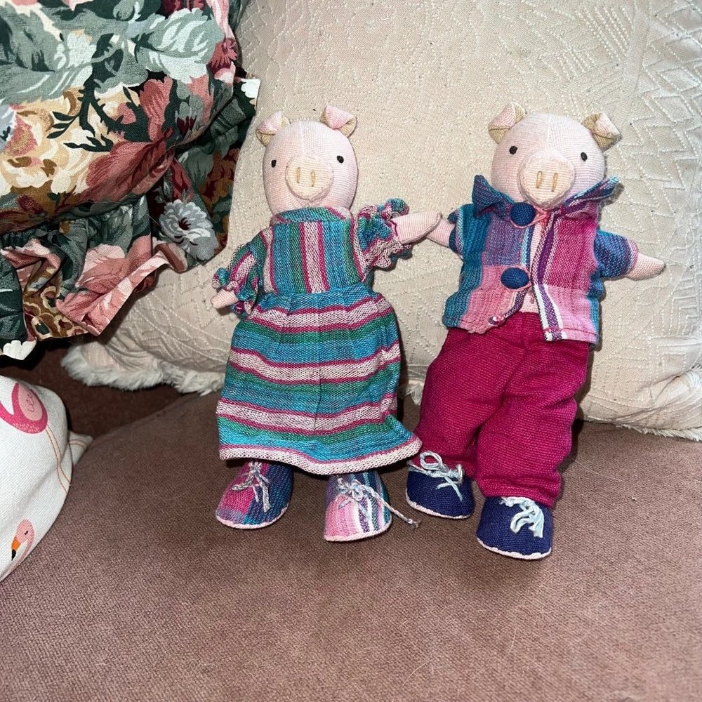 Handcrafted by Nangi Petticoat Doll Company 2 Little Pig Set SRI LANKA